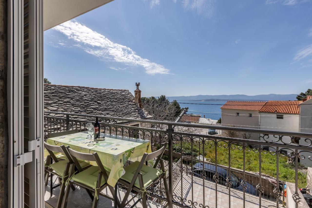 Apartments Petra Bol Bagian luar foto